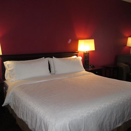 Holiday Inn Express Cloverdale - Greencastle By Ihg Ngoại thất bức ảnh