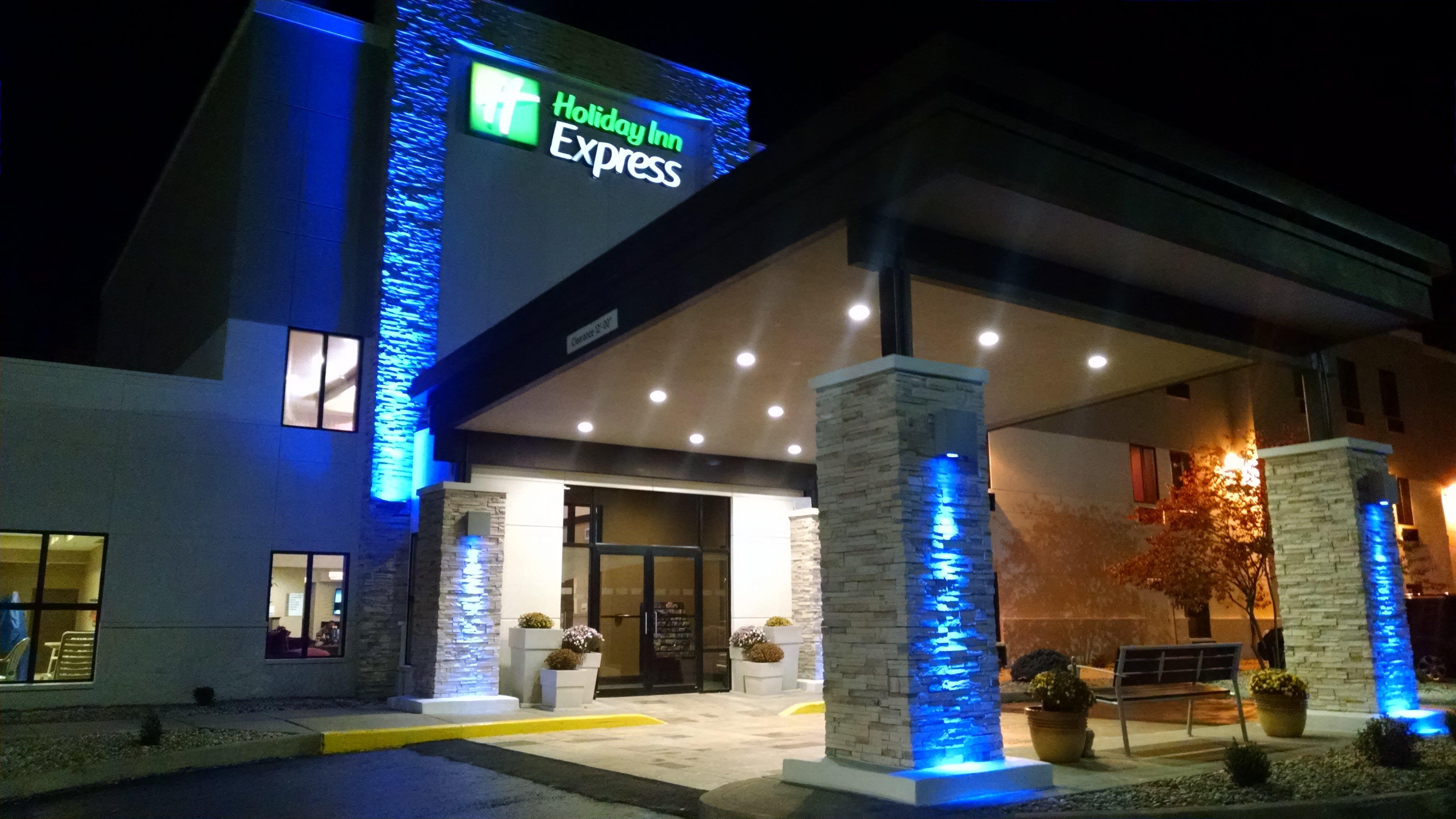 Holiday Inn Express Cloverdale - Greencastle By Ihg Ngoại thất bức ảnh